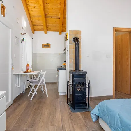 Amazing In With Kitchen *